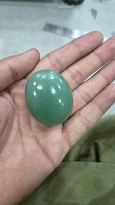 Piedra de Palma de Aventurina Verde Pulida, Cristal Curativo, Regalo de Reiki - Product Image 3