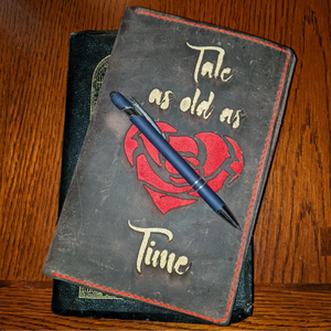 Journal en cuir noir fait à la main conte vieux temps en relief coeur rouge couverture personnalisée rechargeable lecture religieuse cahier d'écriture - Product Image 2