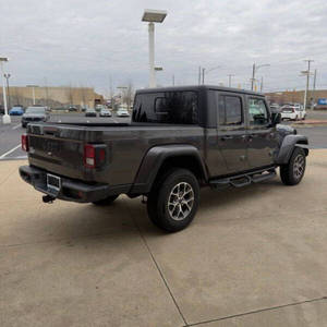 Jeep Gladiator Sport 2024 Usado en Excelentes Condiciones - Product Image 6