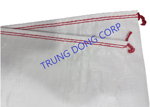 Sacs tissés en PP laminé mat BOPP du fabricant du Vietnam sacs en plastique pour l'alimentation des poissons 5kg à 10kg - Product Image 4