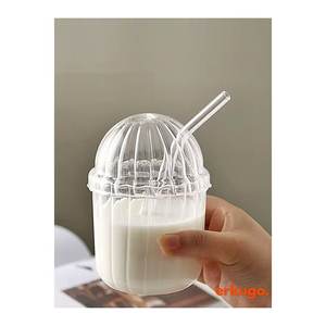 Taza de Moca Moderna de Vidrio Borosilicato Transparente de 450 ml con Tapa y Pajita, Apta para Lavavajillas - Product Image 3