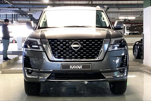 Oferta con Descuento, Nissan Patrol 2024 SUV Automático, Auto Usado con Bajo Kilometraje - Product Image 2