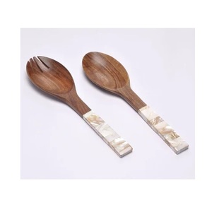 Ensembles de couverts en bois de mangue de luxe à bas prix Ensembles de salade de couverts en bois et émail de couleur marron 7 blancs pour la cuisine - Product Image 1