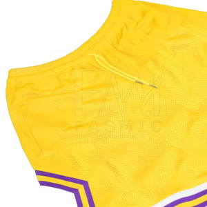 Shorts de basket-ball pour femmes, personnalisables avec votre logo, antibactériens, étiquette privée personnalisée, coupe confortable, tissu à séchage rapide, 100% - Product Image 3