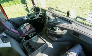 Camión Volquete Volvo FMX 500 8X4 Euro 5 de 2022, 500hp, Capacidad de 30-40T, en Venta - Product Image 3