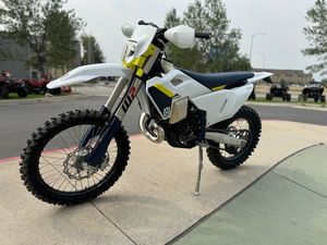รถมอเตอร์ไซค์วิบาก TE 150 Enduro ปี 2025 ใหม่พร้อมส่ง  ประมูล-เสนอราคา - Product Image 1