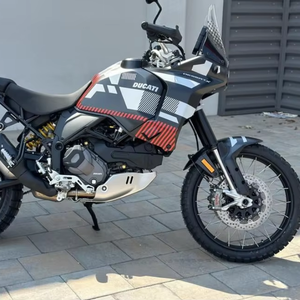 VENTA CALIENTE - MOTOCICLETAS ENDURO DUCATI DESERTX 937 R22 LIVERY 2024 - Product Image 1