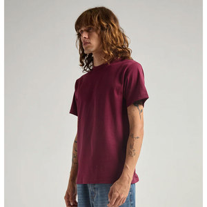 Precio de fábrica Camiseta de algodón Estilo personalizable y Logo & Color Puff Impresión Camiseta Precio al por mayor Hombres Puff Impresión Camiseta - Product Image 3