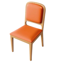 Chaise de restaurant en bois massif en cuir orange