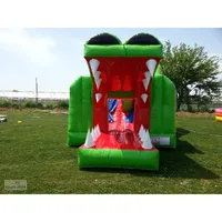 Grand toboggan gonflable en forme de crocodile pour l'extérieur