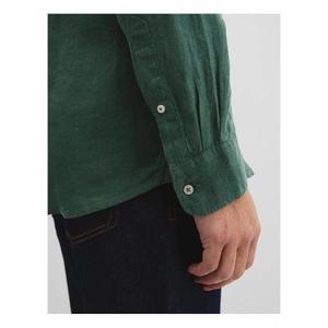 Chemise pour homme au design classique, conçue pour un usage quotidien, offrant une liberté de mouvement confortable, un tissu durable et un style propre - Product Image 2