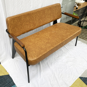 <b>Sofa</b> SFB68040 Two-Seater Chesterfield <b>Sofa</b> with Wooden Armrests & Upholstered Faux Leather - Product Image 2