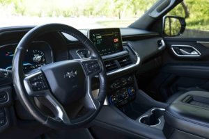 Chevrolet Tahoe Z71 V8 6.2L 4WD d'occasion propre 2022 - Product Image 4