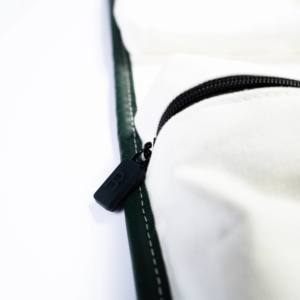 กระเป๋าเก็บเครื่องสำอางโพลีเอสเตอร์มีซิปหนัง PU และ PVC คุณสมบัติการเดินทางสำหรับผู้หญิงโลโก้แบบกำหนดเอง - Product Image 6