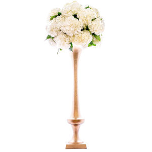 Vase à fleurs antique en métal au design moderne, parfait pour les solutions de rangement décoratives pour la maison et le jardin et les présentoirs élégants - Product Image 5