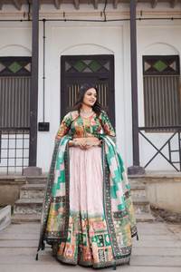 NUEVO DISEÑADOR LEHENGA FANRIC RAYON IMPRESO SEDA LEHENGA CON DISEÑO IMPRESO LISO - Product Image 3