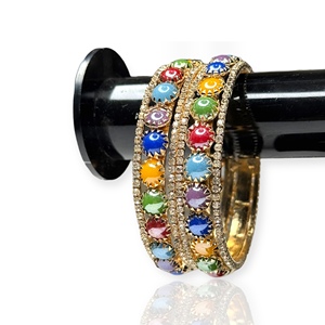 Bracelets en or plaqué or multicolores les plus vendus avec des perles d'imitation et des cristaux, bijoux tendance pour anniversaire - Product Image 5
