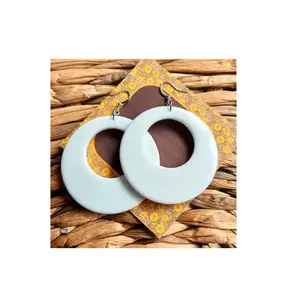 Vintage Design <b>Colourful</b> <b>Wood</b> Resin Jewelry Stylish Drop Style Necklace and Earrings Fashion Accessory - Product Image 3