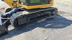 สำหรับรถขุดขนาดกะทัดรัด 8 ตัน รุ่น 308E2 CR พร้อมเครื่องยนต์ C3.3B สำหรับระบบไฮดรอลิก มอเตอร์ PLC เพื่อประสิทธิภาพการขุดที่สูง - Product Image 3