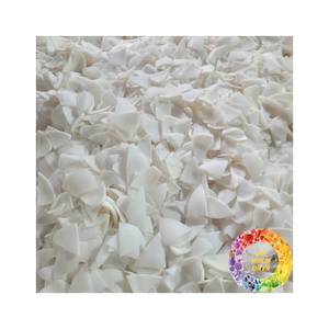 Viande de noix de coco séchée et bonbons à la noix de coco Croustillant Naturel Noix de coco Snack Vente en gros Approvisionnement en vrac pour les acheteurs et exportateurs de produits alimentaires - Product Image 1