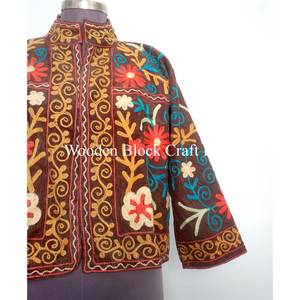 Chaqueta Corta de Invierno Bordada a Mano con Forro de Tela a Rayas y Cuello Redondo para Mujer, Talla Única - Product Image 2