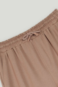 Culottes unisex de pierna ancha con Cordón-Pantalones cortos casuales de cintura alta de verano Pantalones cortos elegantes y transpirables de Marfa International - Product Image 3