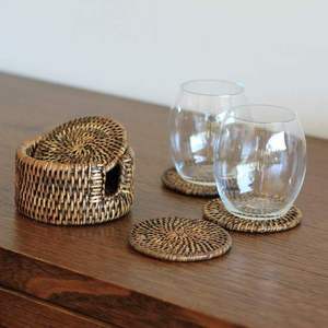 Posavasos de ratán con patrón intrincado, Ideal para crear ajustes de mesa llamativos para eventos formales y experiencias gastronómicas informales - Product Image 3