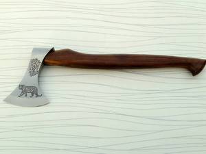 Vente en gros Personnalisé Qualité supérieure OEM ODM Service Hache en acier damassé faite à la main Lames de PRESTIGE de qualité industrielle pour l'extérieur - Product Image 3