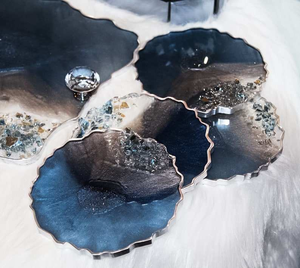 แผ่นรองแก้วเรซิ่นลายหินอ่อนพิมพ์ลาย UV ทนทาน ดีไซน์ไม่ซ้ำใคร ขอบชุบทอง งานแฮนด์เมด ตัดด้วยเทคนิคพิเศษ สำหรับกาแฟ ชา  ลดราคาพิเศษ - Product Image 1