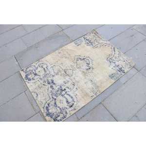 Alfombra de 2.6x4 pies, Alfombra Turca, Alfombra Vintage de Lana Azul con Diseño de Patchwork - Product Image 3