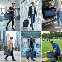Sac de sport léger en polyester bleu, sac de voyage avec bretelles rembourrées, poches latérales en mesh, sangles résistantes pour le fitness