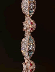 Impresionante Brazalete de Diamantes Moissanite para Mujer, Elegante, con un Toque de Lujo, Accesorio Perfecto, Joyería Fina de la India - Product Image 4