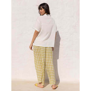 เสื้อเชิ้ตโดฟ ไวท์ โซลิด โมดัล แคชชวล - Product Image 4
