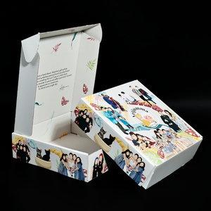 Caja de envío de papel Kraft reciclado resistente con impresión ecológica personalizada para regalos de zapatos cosméticos respetuosos con el medio ambiente - Product Image 4