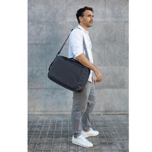 Sac pour ordinateur portable Targus Cypress en plastique gris 42 x 35 x 4,5 cm dimensions extérieures Sac fourre-tout promotionnel - Product Image 3