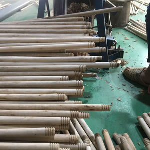 Fabricant de manches de balai et de manches de serpillière en bois naturel à prix abordable pour la vente en gros - Product Image 1