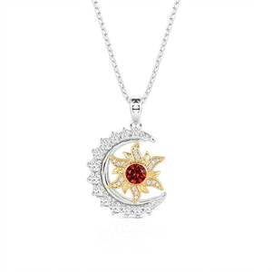 Collier personnalisé Jeulia Soleil Lune Étoiles Pierre de naissance en acier inoxydable plaqué or - Product Image 6