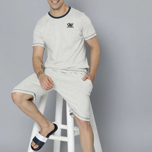 Servicio OEM Conjunto de ropa informal de verano para hombres Camiseta y pantalones cortos Algodón transpirable 2025 Calidad superior - Product Image 4