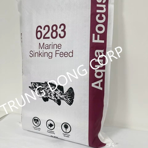 Bolsas tejidas de PP laminadas Acabado brillante o mate para alimentos para animales y embalaje Aquafeed Hecho en Vietnam - Product Image 1