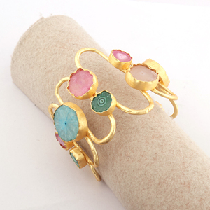Brazalete de cuarzo solar natural de diseñador para mujer, de colores mezclados chapado en oro, cuarzo solar hecho a mano con alambre, accesorio de moda - Product Image 2