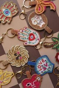 Llaveros con Cuentas Estilo Estrella a Precio Económico, Llaveros con Brillantina, Amuletos para Llaves de Casa, Hechos a Mano en India - Product Image 3