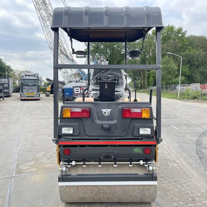 Rouleau de route d'occasion très vendu avec rouleau vibrant à double tambour avec moteur à pompe à moteur élevé-Excellent état Prix bas - Product Image 4