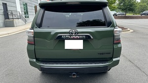 Toyota 4Runner 2021, SUV automatique, conduite à gauche, sièges en cuir, pneus R20, caméra de recul 360°, disponible à la vente - Product Image 6