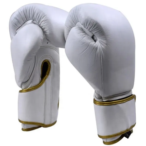 Guantes de boxeo de cuero sintético altamente personalizados Cómodo tamaño profesional para el deporte Precio al por mayor Hecho en Pakistán - Product Image 3