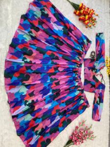 ชุดปาร์ตี้ที่สวยที่สุดชุดล่าสุดเลเฮนกาพร้อมพิมพ์ลายดอกไม้สวยงาม - Product Image 5