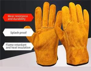 Gants de soudage de qualité supérieure avec protection contre les hautes températures et construction ignifuge pour commandes industrielles - Product Image 6