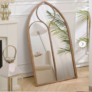 El espejo de cuerpo entero tiene un marco negro minimalista. Su diseño le permite integrarse perfectamente en varios estilos de decoración - Product Image 4