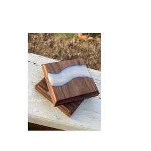 Sous-verres de table réutilisables en résine de bois de forme carrée, aspect royal, écologiques, modernes, faits à la main, de haute qualité, tapis et coussinets - Product Image 1