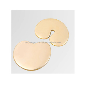 Dessous de verre en métal Style de qualité supérieure Table de mariage Dessous de verre décoratifs pour boissons Design classique à un prix abordable - Product Image 1