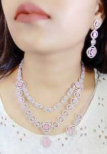 สร้อยคอสองชั้นแฟนซีพร้อมต่างหูแบบห้อยชุดเครื่องประดับคอลเลกชันป้องกันการเสื่อมเสียเครื่องประดับผู้หญิงอินเดีย - Product Image 2